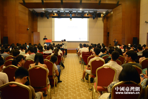 ����ϵ�ഺ�����ɰ�������}�С����L�F(tu��n)��ƽ̶�_(t��i)����(chu��ng)��@�c�ɰ����ꄓ(chu��ng)�ͽ�����(chu��ng)�I(y��)��(j��ng)�(y��n)