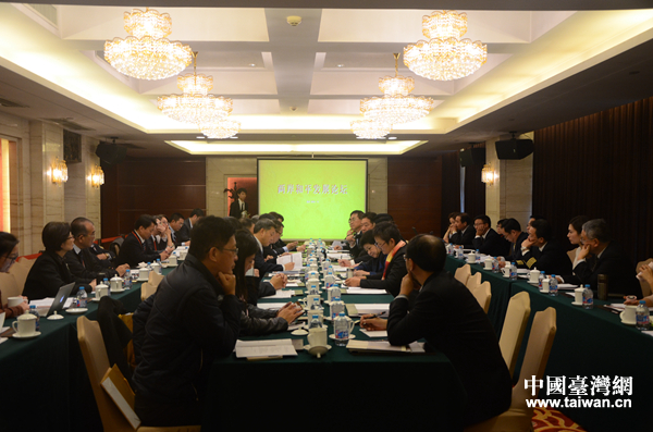 ���ɰ���ƽ�l(f��)չՓ��������M��Փ��