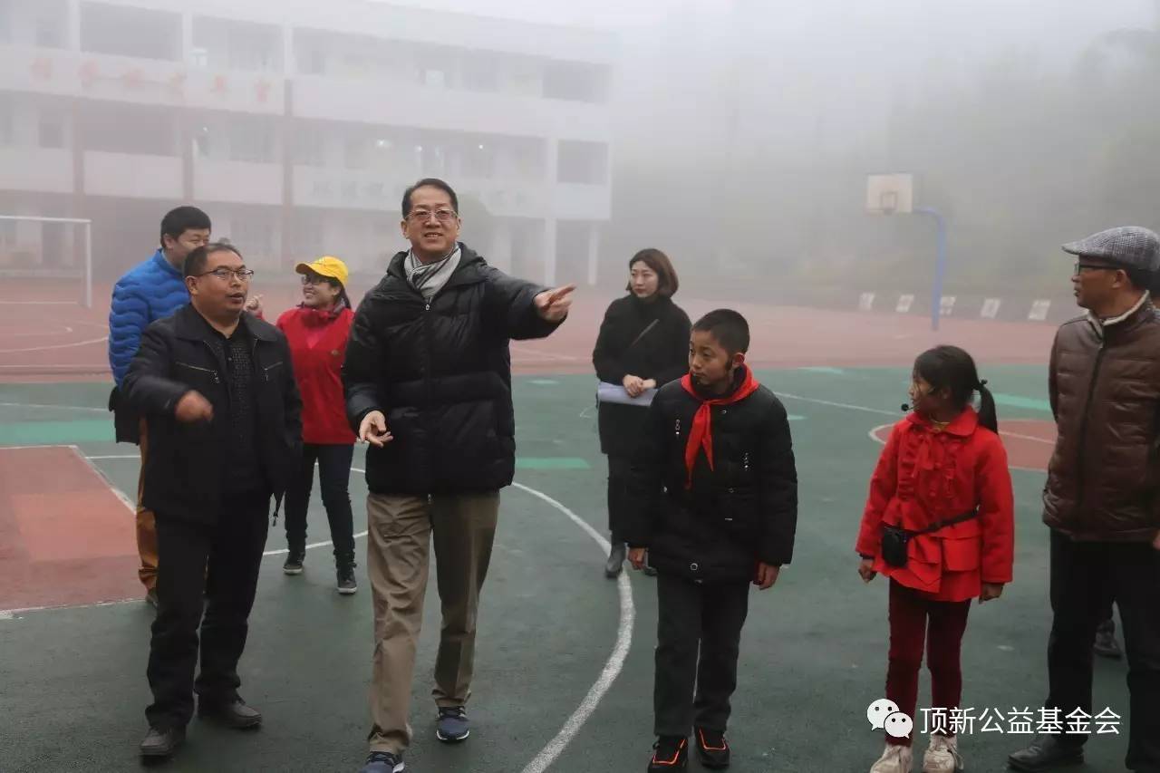 ���䶬�գ���ůͬ�С�����¹�������(hu��)����ο��(w��n)�M(j��n)�Еr(sh��)