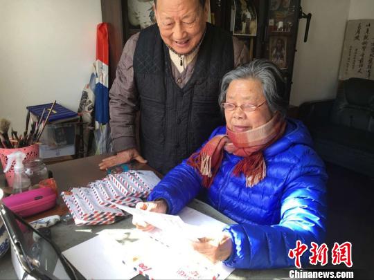 無(wú)錫80歲阿婆收藏百封臺(tái)灣“家書(shū)”見(jiàn)證兩岸親情