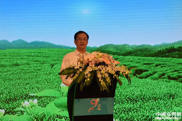 �ɰ���ɫ�l(xi��ng)�(zh��n)���������B(t��i)�r(n��ng)�I(y��)���ӕ��ڏB�T�e��