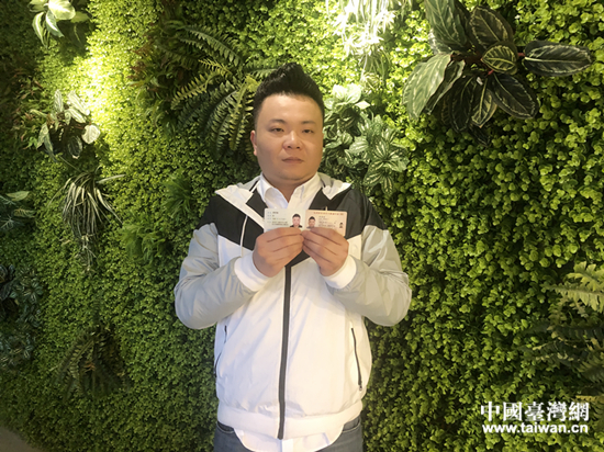 �_(t��i)�������