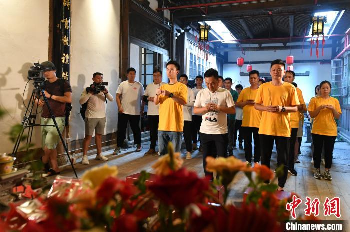 ���ݕ�(hu��)��(ch��ng)���c��(hu��)�ˆT�����y(t��ng)ף�۫I(xi��n)���ƃx���P(gu��n)���e��ף�������xʽ�������� �z