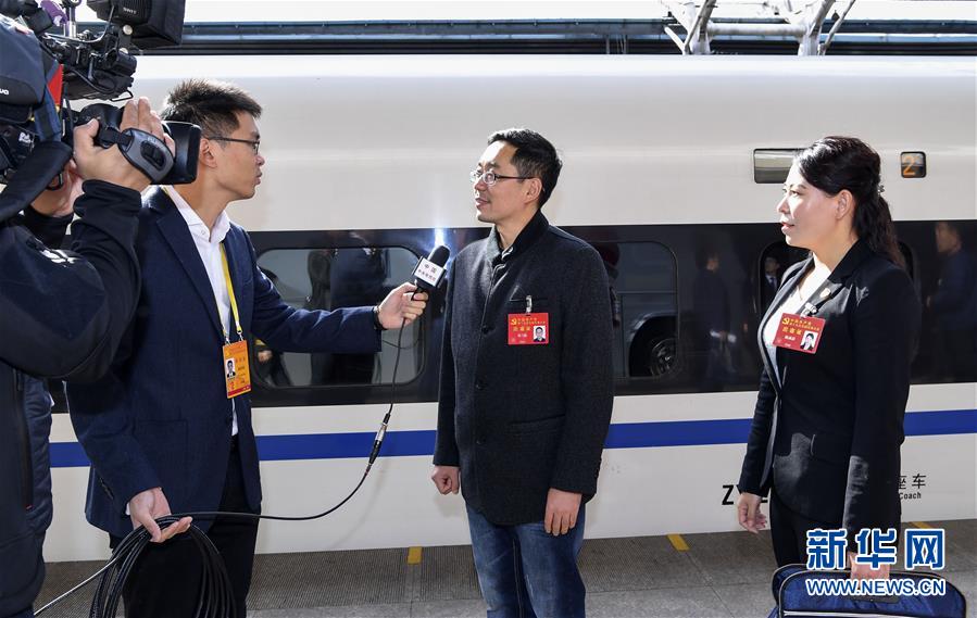 ��ʮ�Ŵ󣩳�ϯʮ�Ŵ�ĺӱ�����F(tu��n)�־�