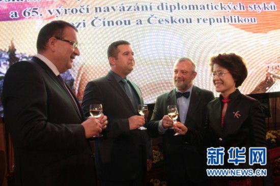 �҇�(gu��)�v��ʹ�^�e�Ї�(gu��)�c�д���(hu��)