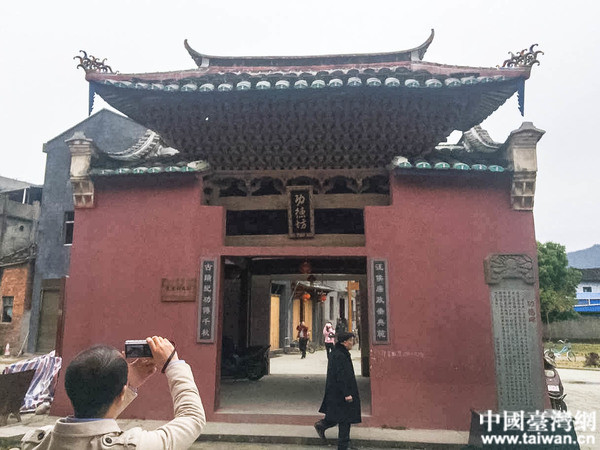 �����¸������z�С����L�F���M��ͯ���(zh��n)3_����