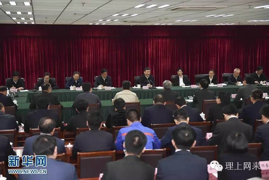 習(xí)近平:年青人要學(xué)好文武藝 習(xí)近平:年青人要學(xué)好文武藝