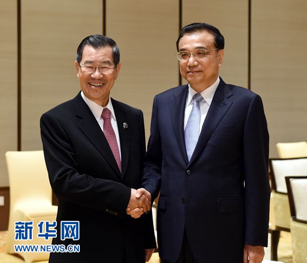 李克強在海南博鰲會見臺灣兩岸共同市場基金會榮譽董事長蕭萬長一行 李克強在海南博鰲會見臺灣兩岸共同市場基金會榮譽董事長蕭萬長一行