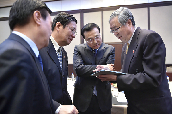 總理出訪微鏡頭 總理出訪微鏡頭