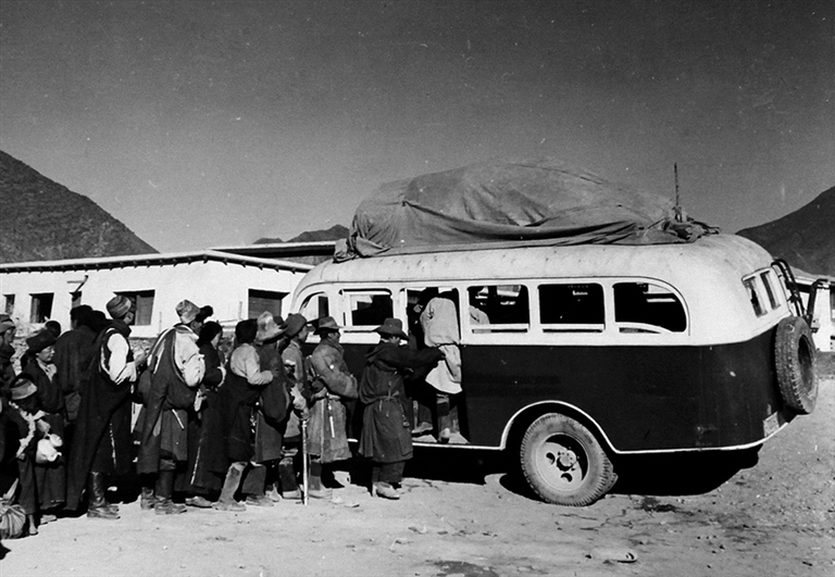 50����������γ��F·��·����һ�w�������w��ͨ�W(w��ng)