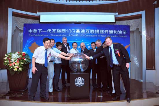 2012������(li��n)���Ƅ�(d��ng)��һ����(li��n)�W(w��ng)