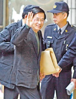 陳水扁稱李登輝曾給蔡英文200萬“研究費(fèi)”