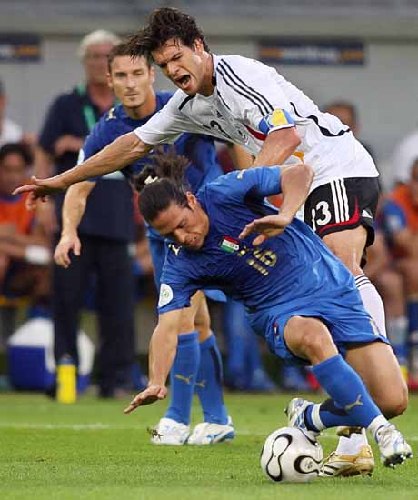 尤文悍將點(diǎn)出意大利取勝關(guān)鍵藍(lán)軍法寶正是阿根廷所缺